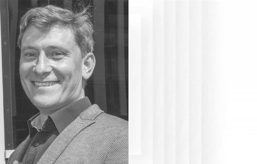 Using amino acid composition and conservation for more efficient CRISPR screens